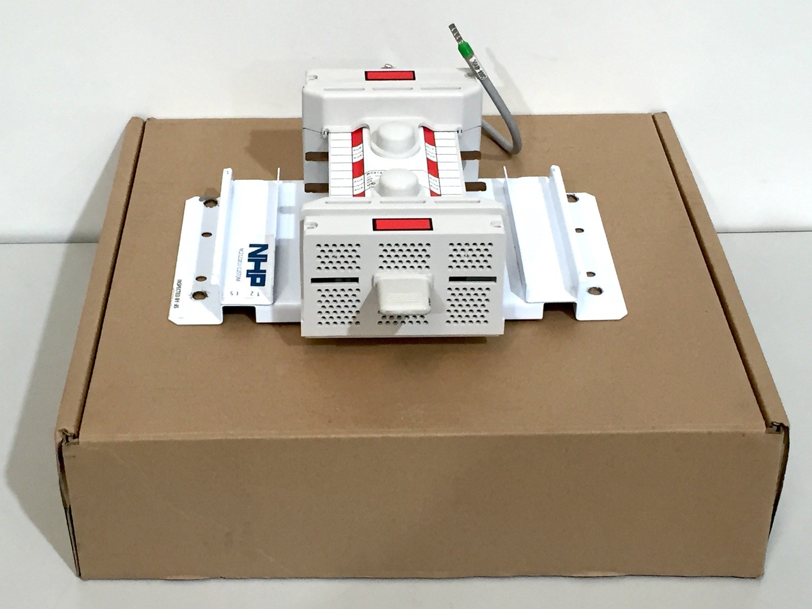 NHP NC 212181U DIN-T Busbar Chassis DINT Q008-48V DC