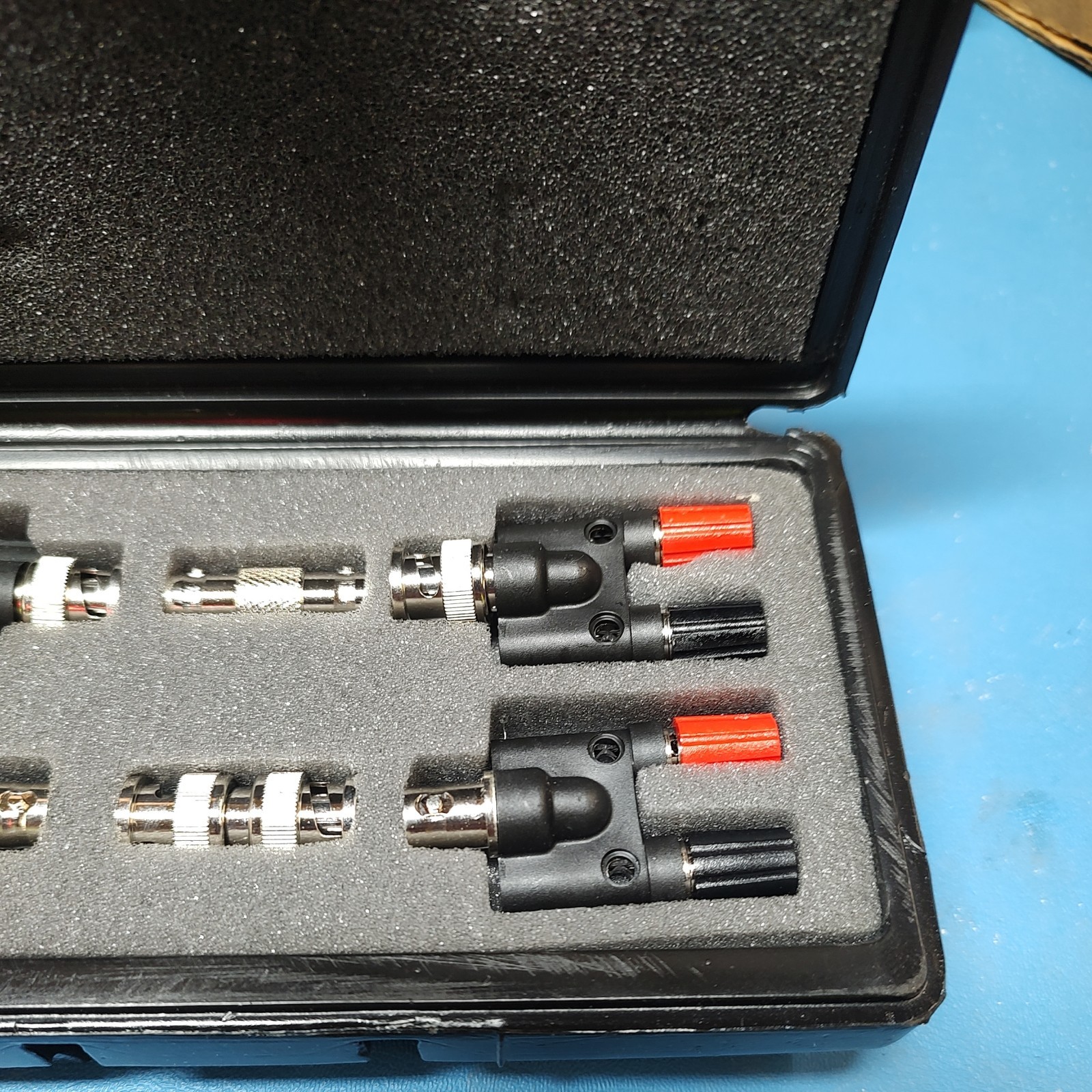 Pomona 5510 – BNC To Banana Plug and Binding Post Adapter Kit