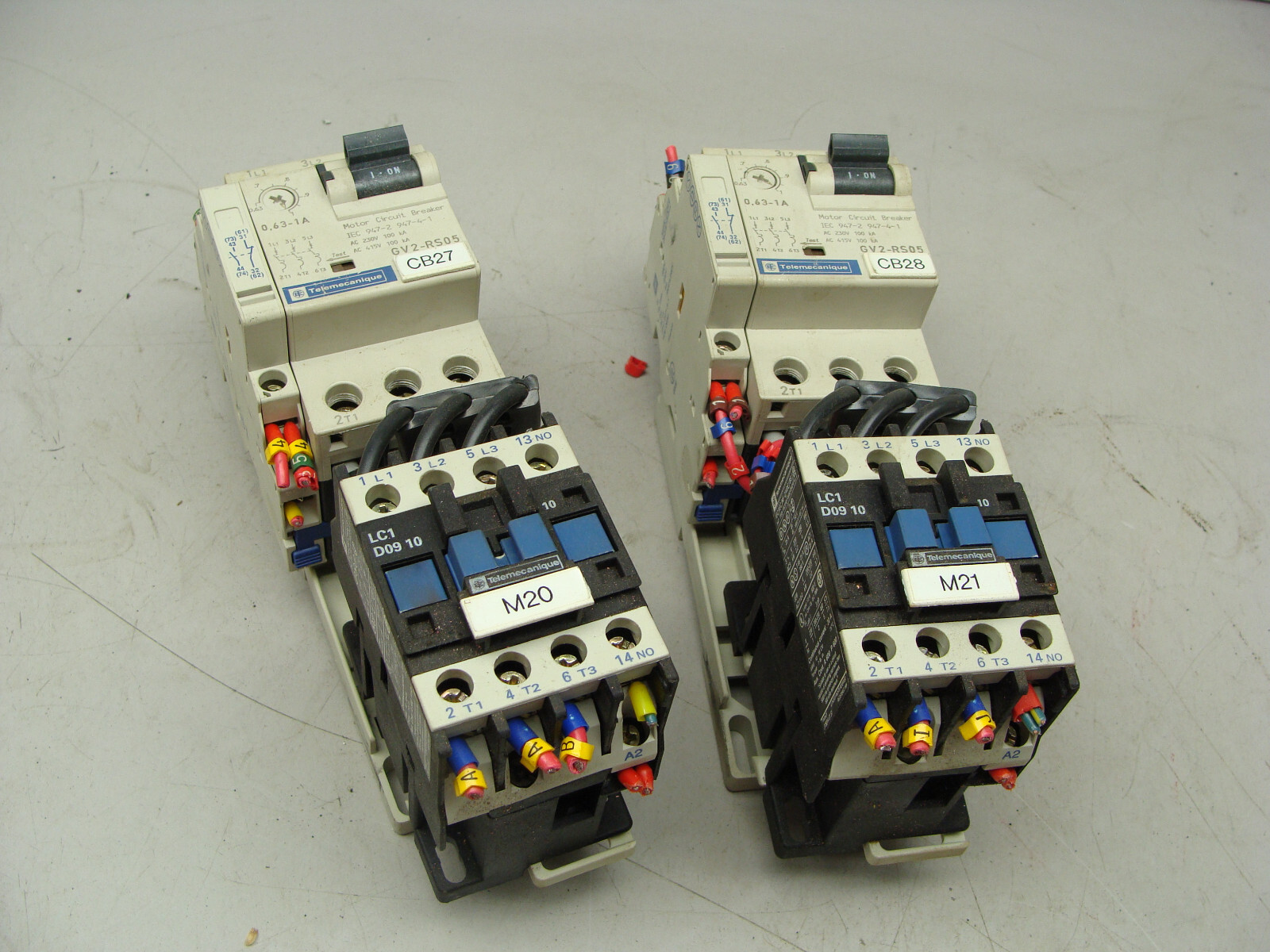 LOT OF 2 TELEMECANIQUE CIRCUIT BREAKERS GV2-RS05 W/AUX CONTACT LC1D0910 GV2-AN11