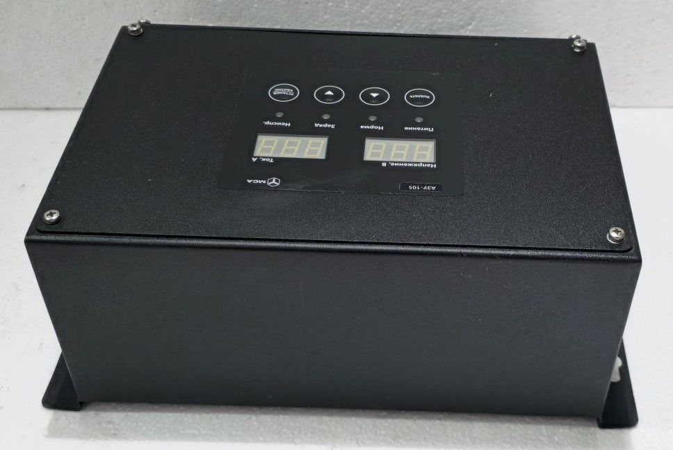 MCA UNICOUNT AUTOMATIC CHARGER A3Y 105 20A 220V 50-60HZ 20.0AMP 1051220131-038