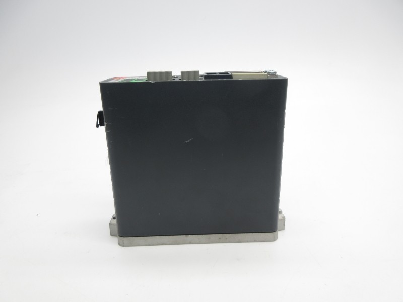 SCHNEIDER ELECTRIC LXM28AU04M3X 220V 2.2/3.8A UNMP