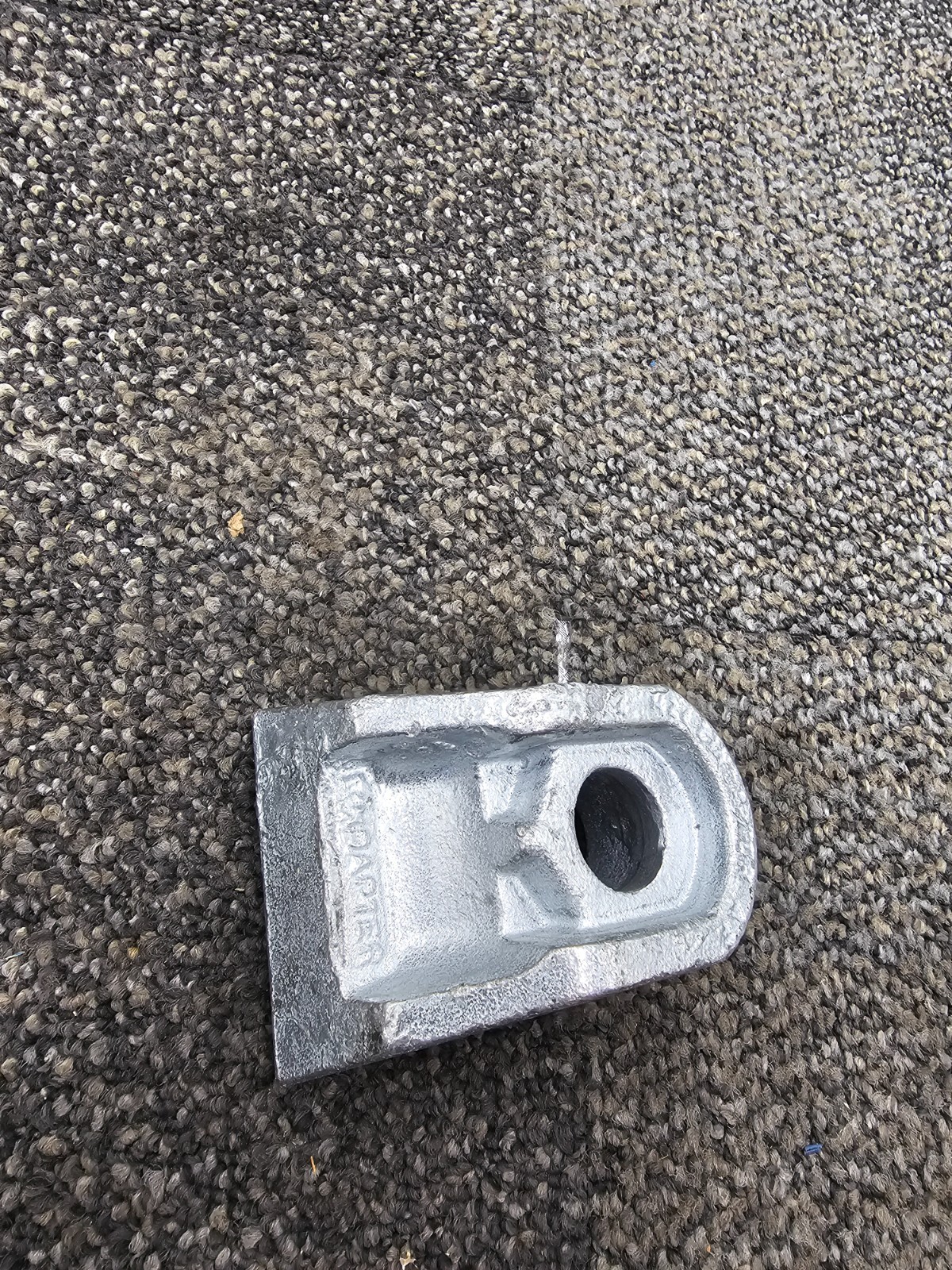 Lindapter AF24 Type AF High Slip Resistant Girder Clamp – Silver Color