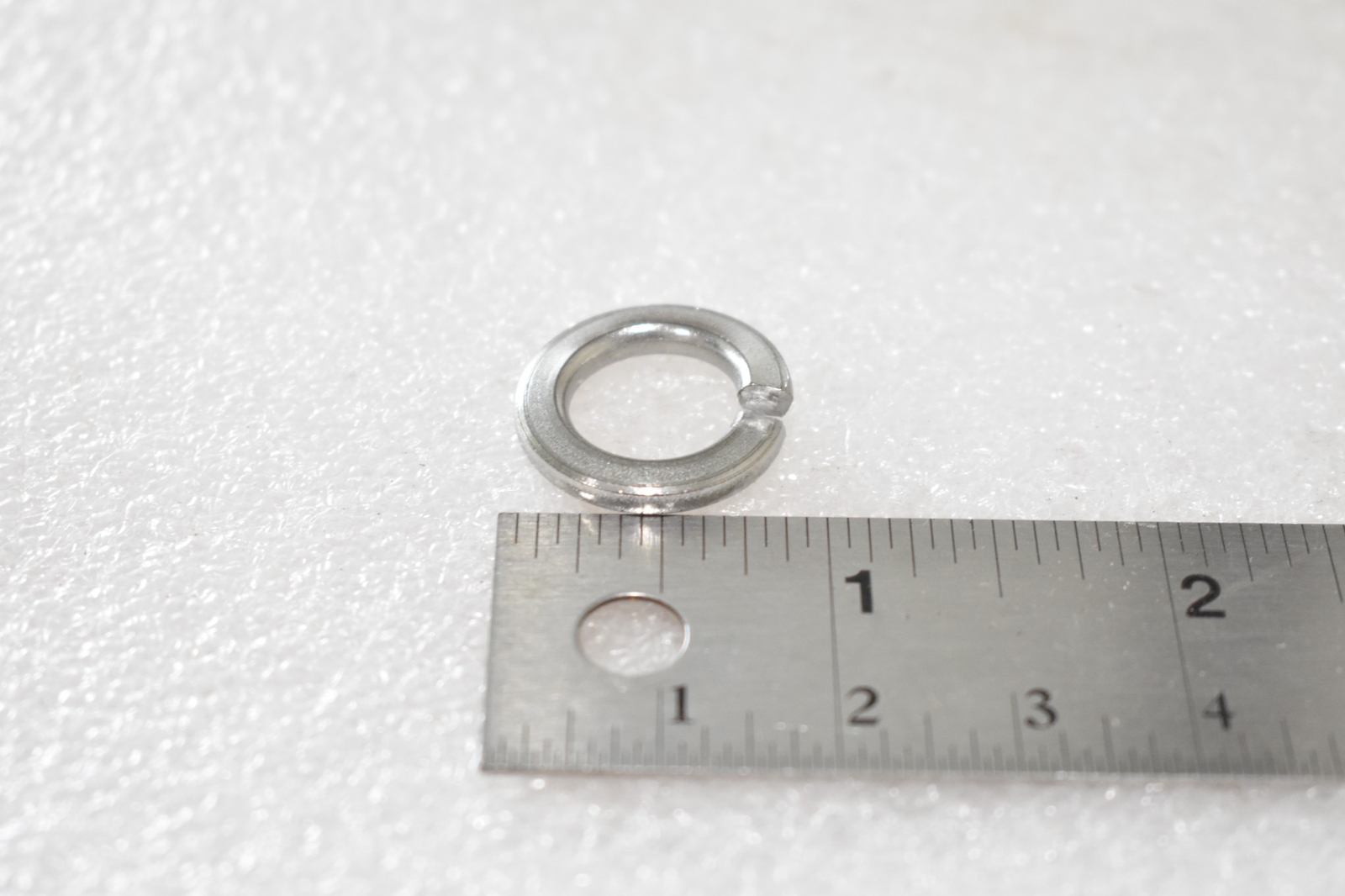FASTENAL 71071 1/2″ LOCK WASHER, REGULAR SPLIT 18-8 STAINLESS STEEL (LOT OF 250)