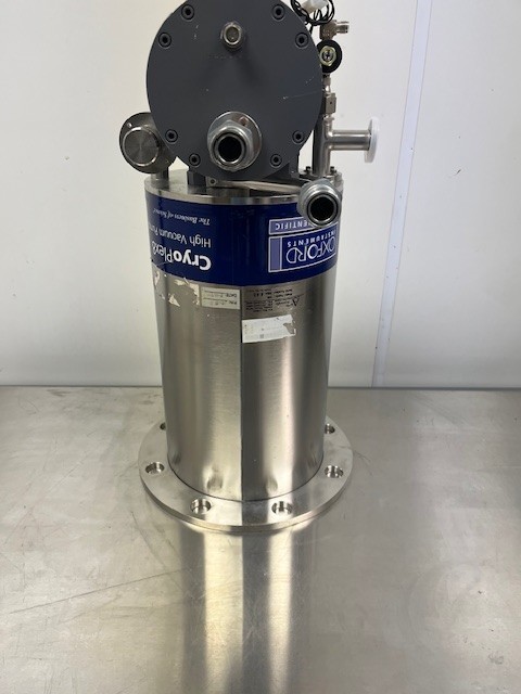 AUSTIN SCIENTIFIC / OXFORD INSTRUMENTS MODEL 350 Cryopump with Cable
