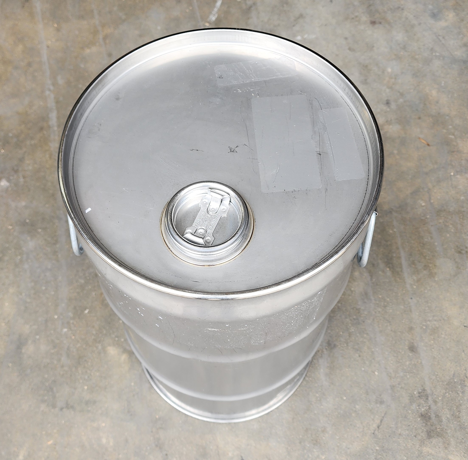 Used 8 Gallon Stainless Steel barrel drum closed head