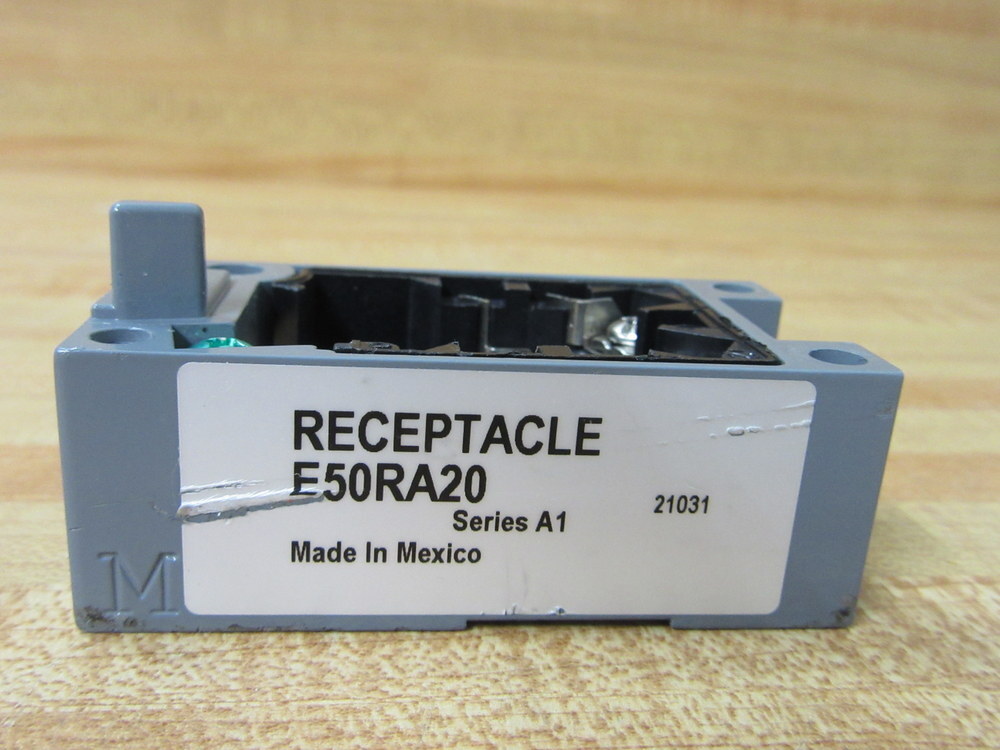 Cutler Hammer E50RA20 Eaton Receptacle