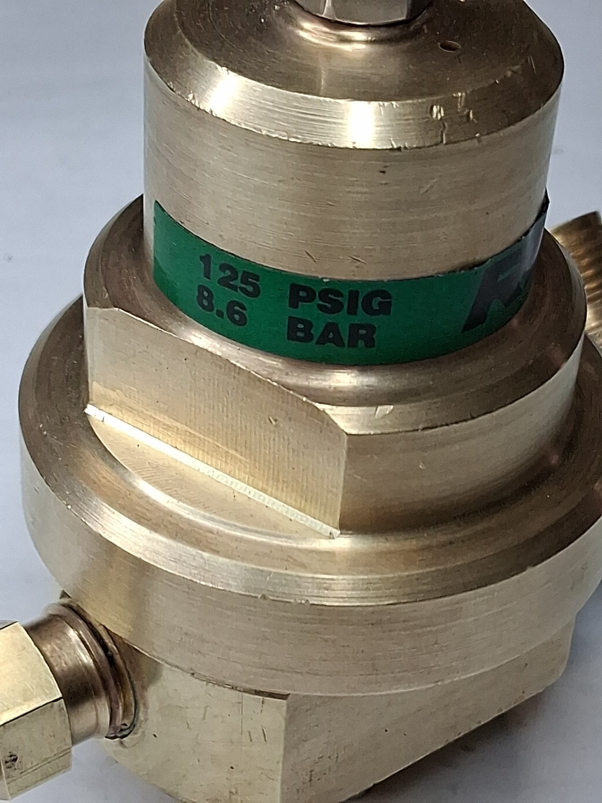 Rego RG-B Series Cryogenic Pressure Builder / Regulator 125 PSIG 8.6 BAR* Sh1