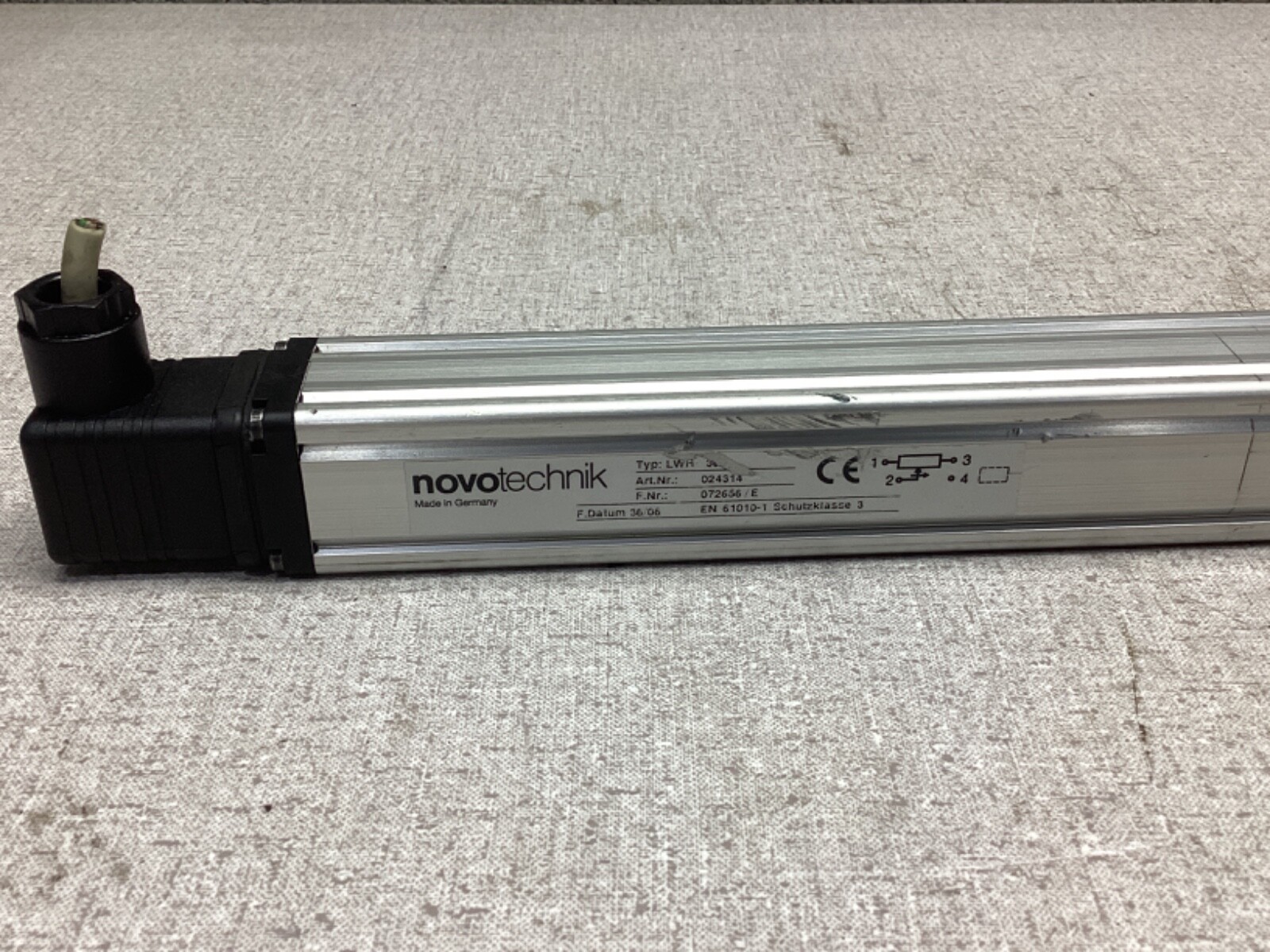 Novotechnik EN 61010-1 Linear Position Transducer #111H83FML