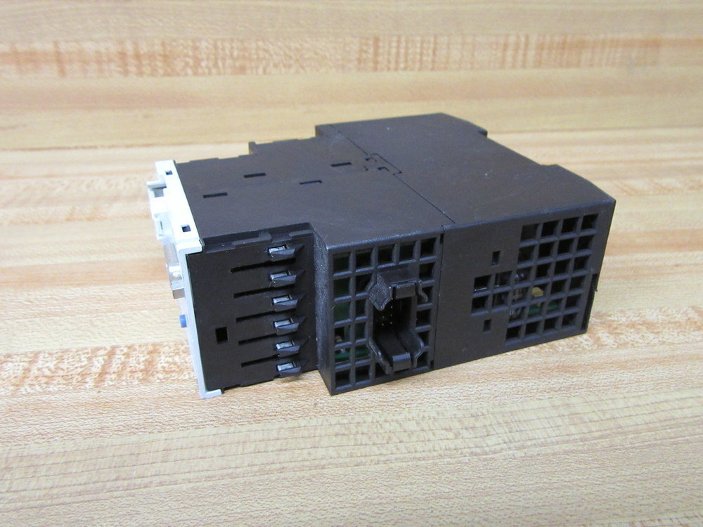 Siemens 3UF7010-1AU00-0 Relay Motor Control W/O Terminal Blocks