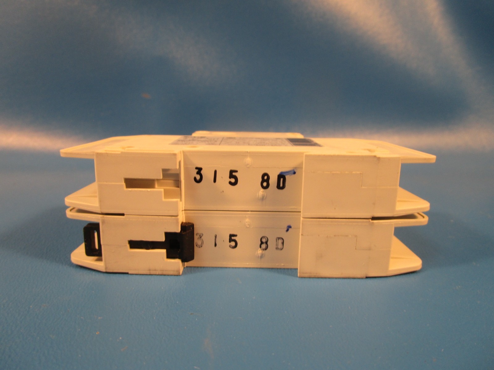 EATON FAZ-D8/2-RT, Industrial Miniature Circuit Breaker, 8 A, 2 Pole, 277 V
