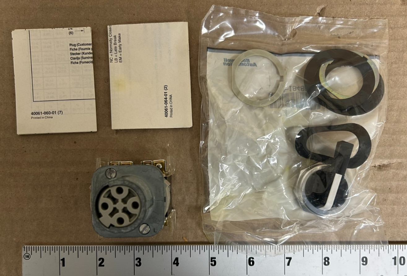 Allen Bradley Rotary Switch 2 Position 800T-H17B Maintained 2 No 2 NC