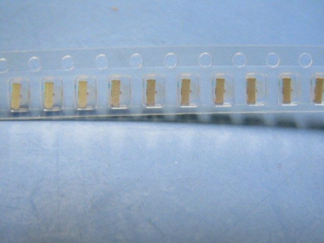 AVAGO HSMY-C660 Qty of 2900 per Lot CHIP GAP YELLOW RT ANGLE MNT