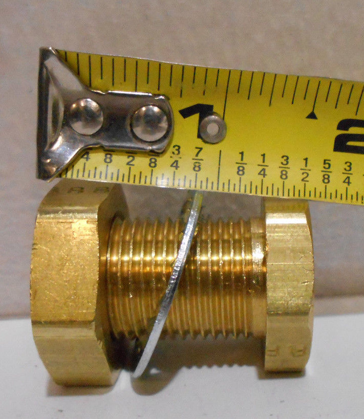 Lot of 2 New Brass Bulkhead Hose Fittings 1/4″ npt ID 1/2″ npt OD 1 1/2″ Long