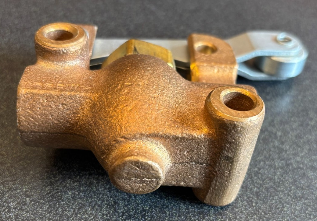 NEW OPEN BOX SCHRADER BELLOWS 09264-0199 ROLLER LEVER CONTROL 2 WAY VALVE