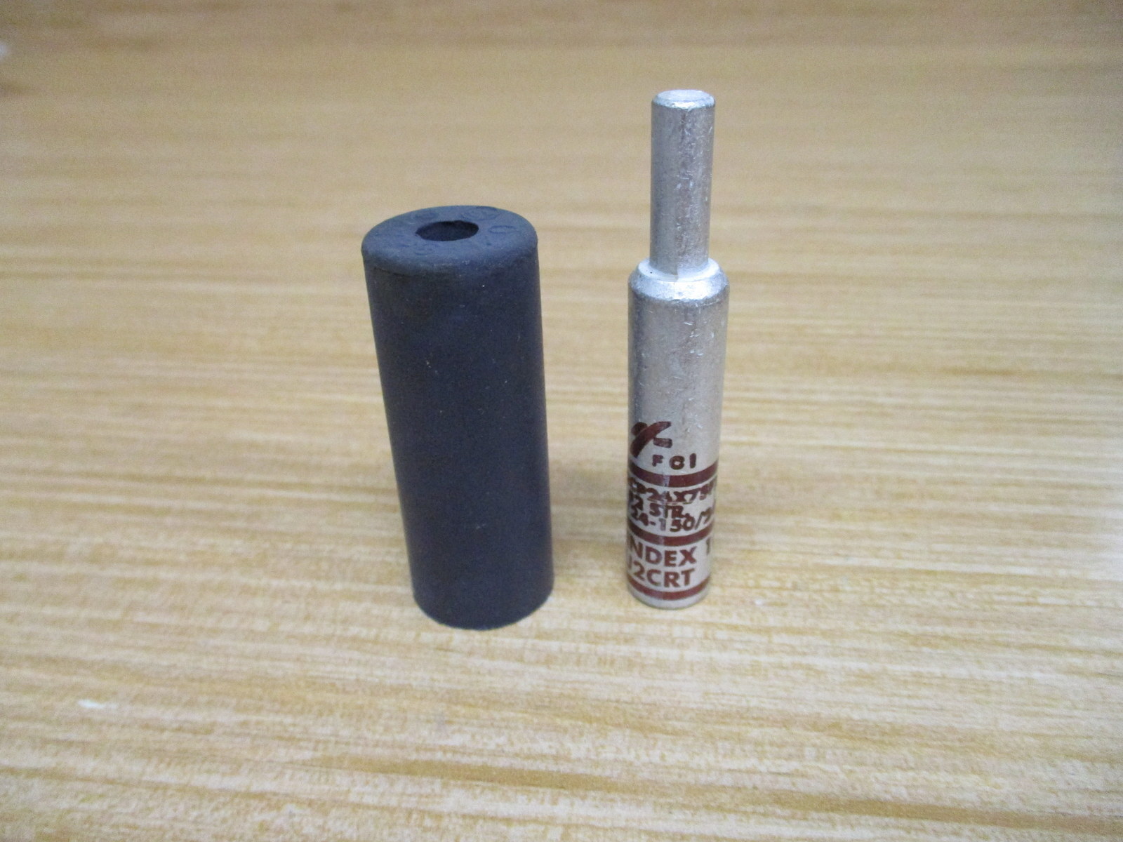 FCI YEV2CP26X75FX Burndy Hyplug Compression Pin Adapter