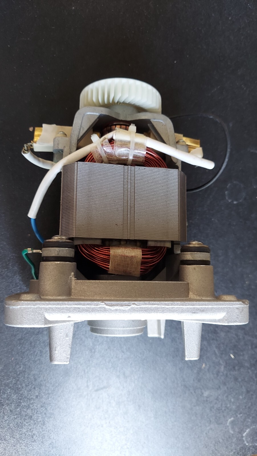 New Waring 413-028100 UO-451200-21R0QHCC Motor L@@K