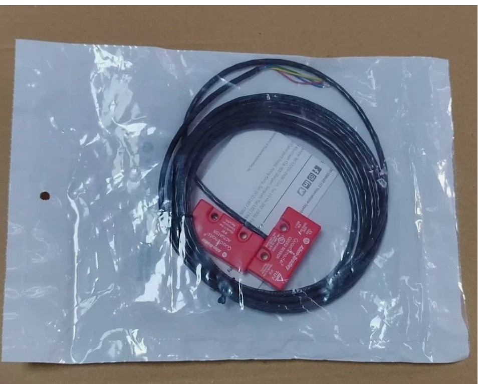 1pcs For EN1088 VDE0660-209 switch SENSOR