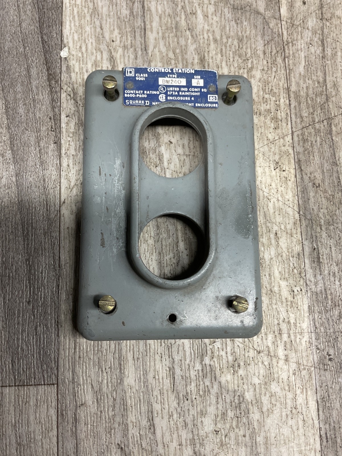 SQUARE D BW240 2 Button Control Station Cover Only #4016X102SI