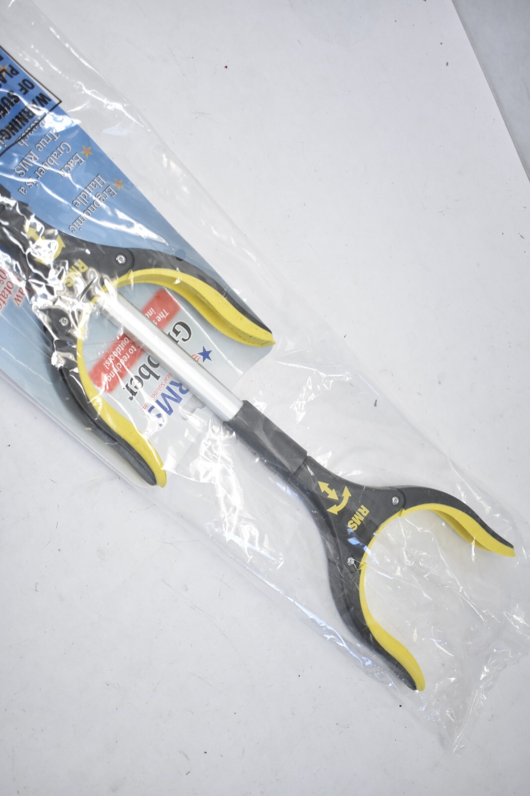 RMS Grabbers 2 Pack 34″ & 21″ Rotating Jaw Lightweight Tools Yellow/Black
