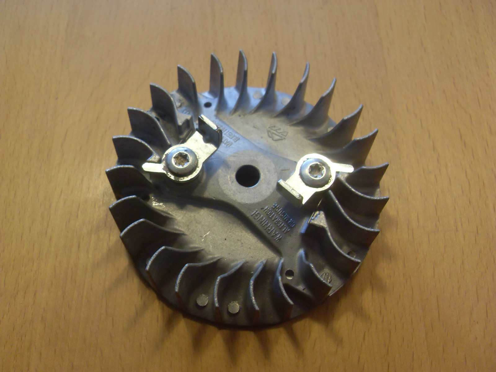 Dolmar PS 350 420 500 550 4600 5000 5105 Steering Wheel (195141103)