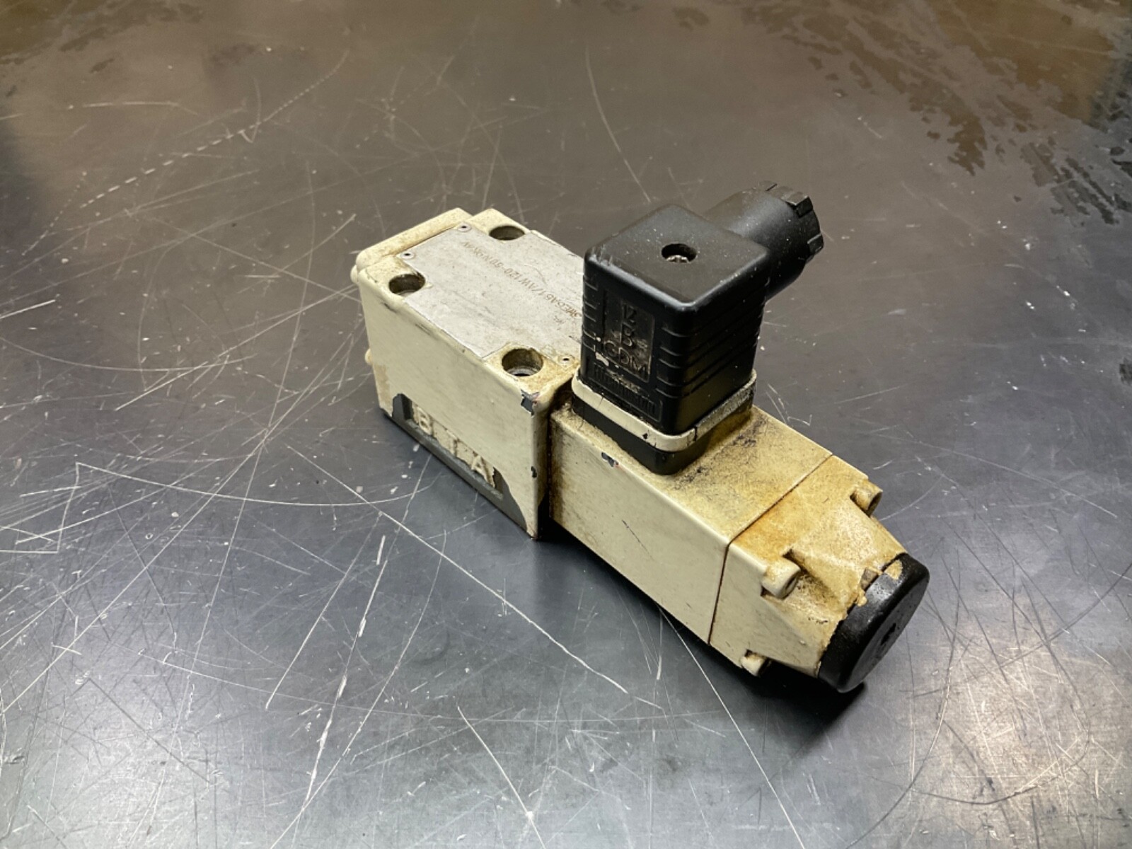REXROTH 3WE6A51/AW120-60N9K4V HYDRAULIC VALVE #31A90PR2*IAC