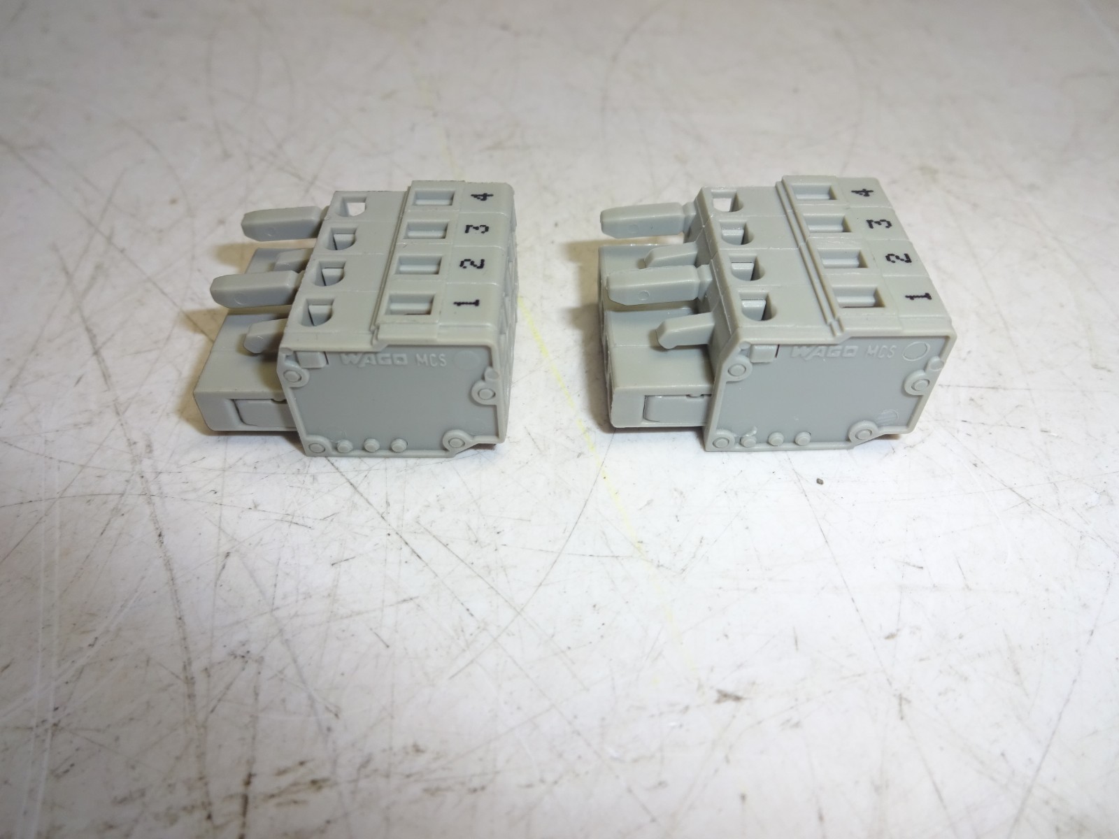LOT OF 2 WAGO MCS 2,5 4 POLE CONNECTOR 250V