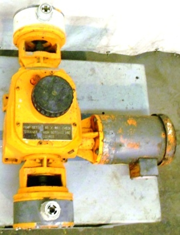 PROMINENT PUMP/STRAINER WITH BALDOR MOTOR VM3554, 1 1/2HP, 1725RPM, 3 PH