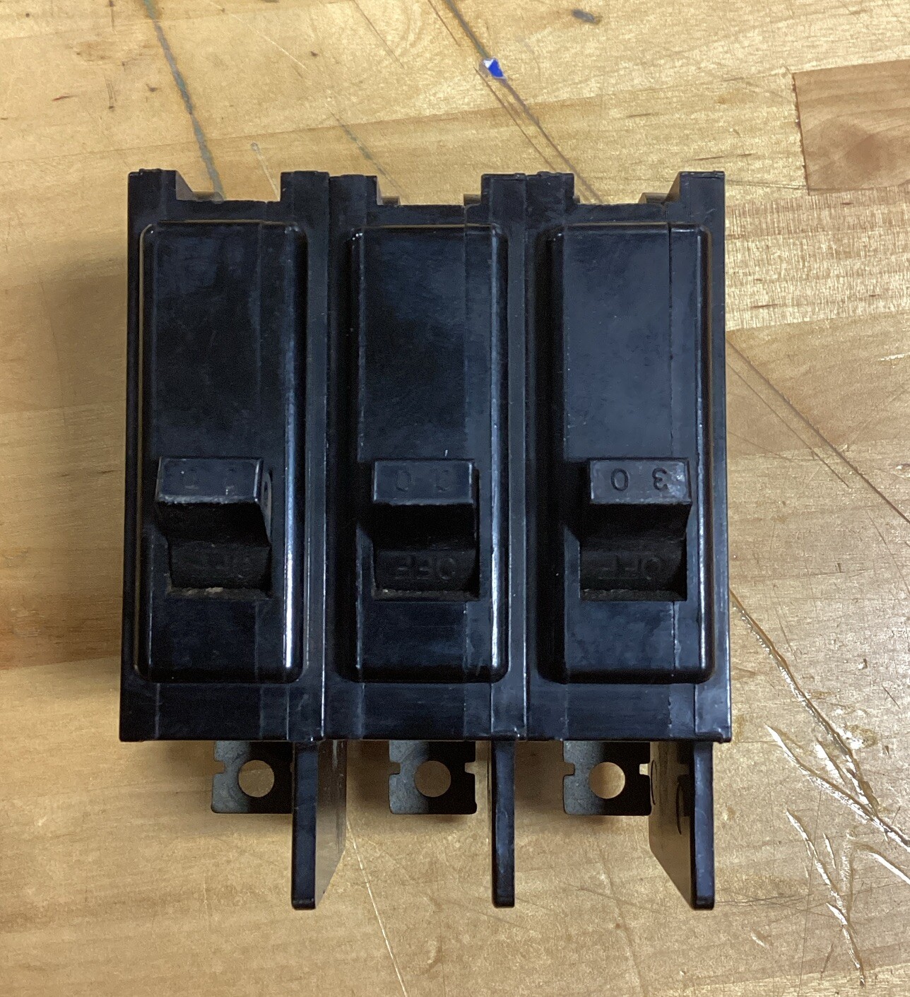 ITE Circuit Breaker BQ3B030 Type EQ-B 30A 3 Pole