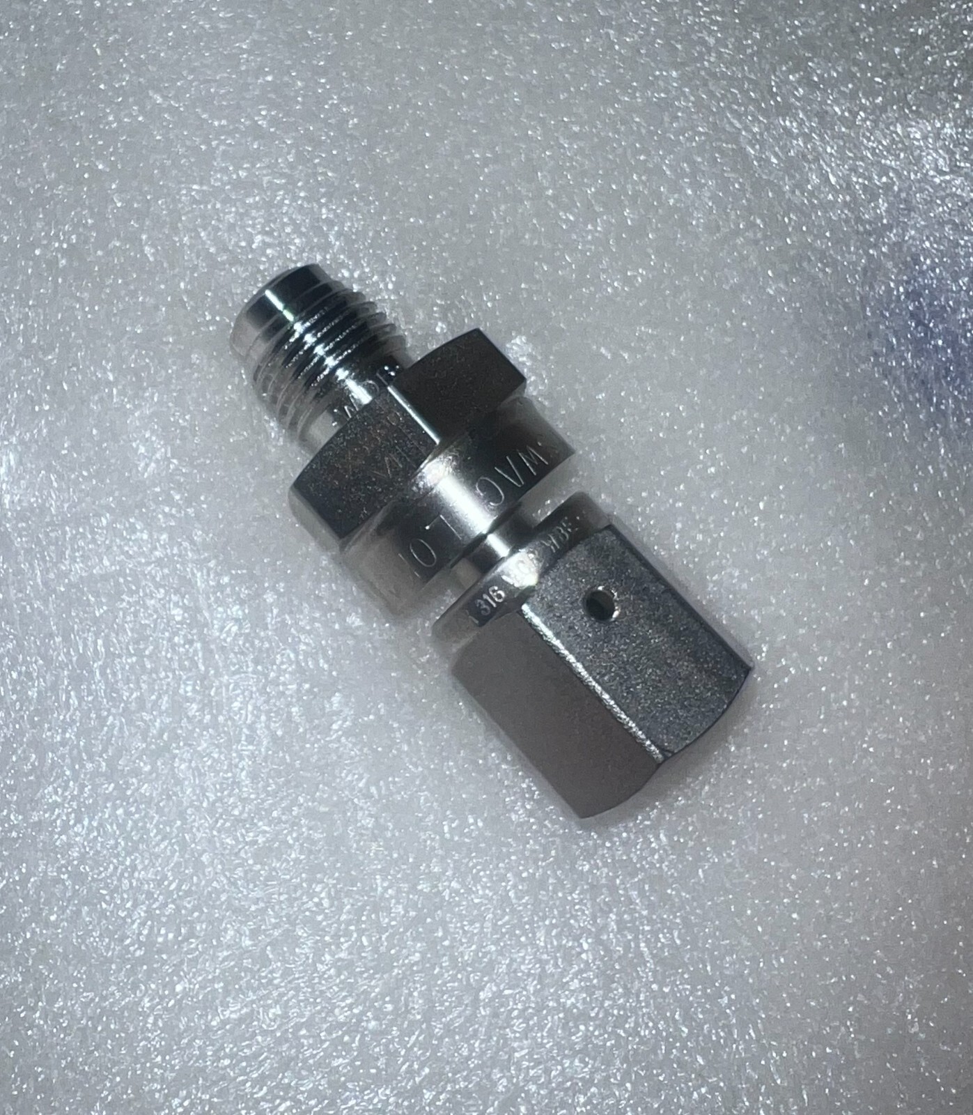 Swagelok 6L-CW4FR4VR4-P316L SS High Purity Check Valve FNSP 3870-01644