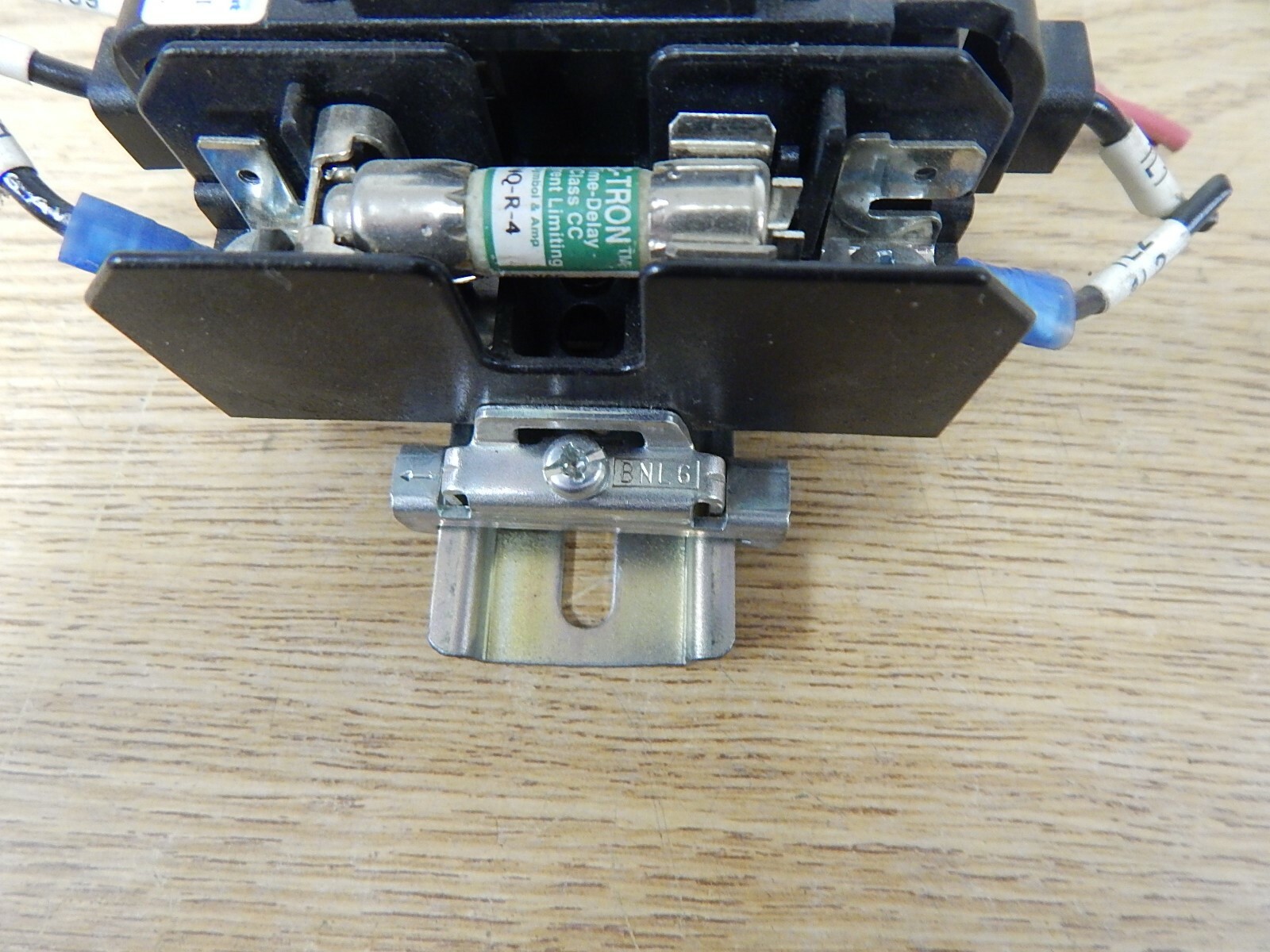 Ferraz Shawmut DFC-7I Fuse Circuit Breaker Assembly 15C6 E212325 PR-5752 FNQ-R-4
