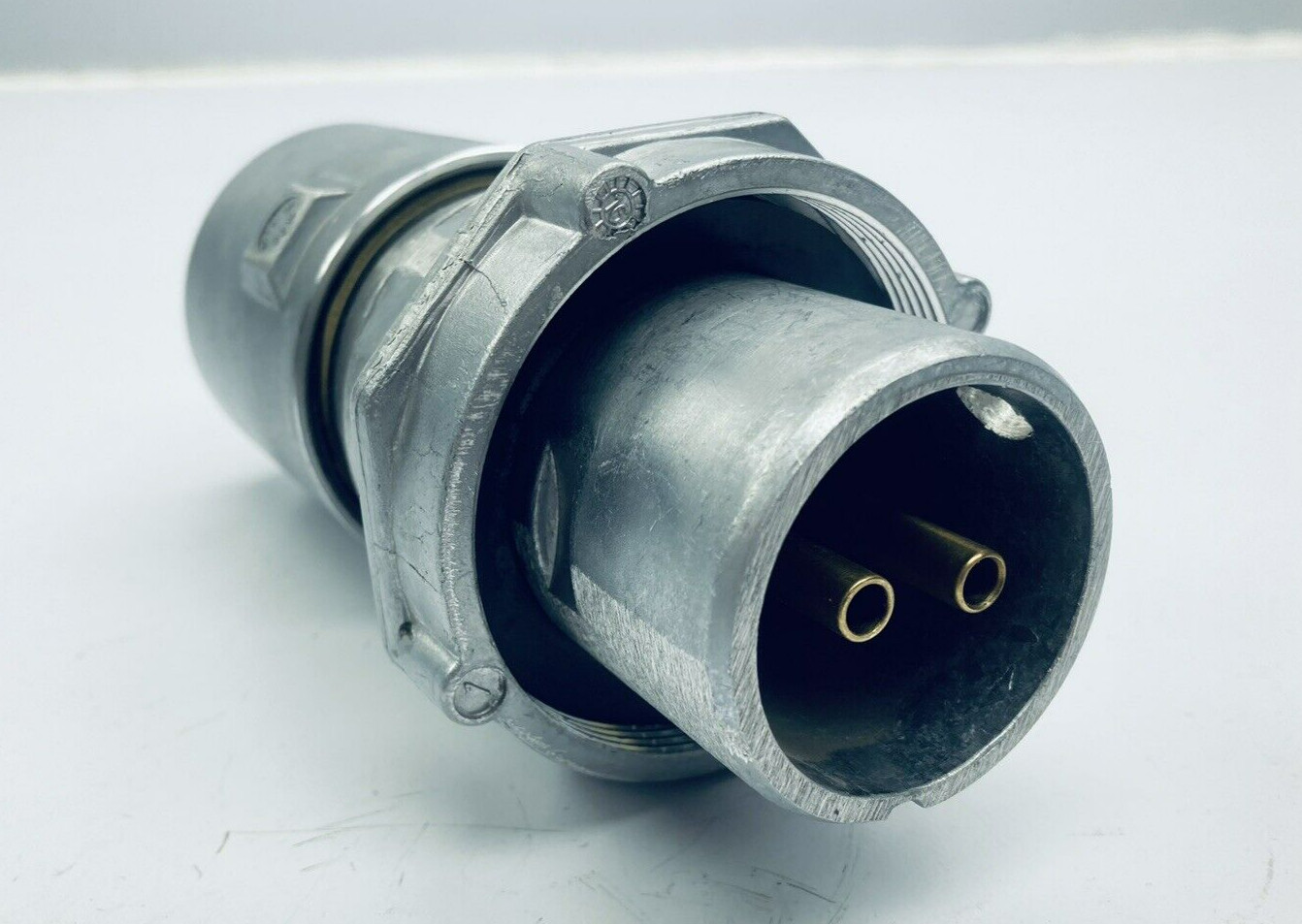 EATON APJ3275 ARKTITE SERIES PLUG FOR HAZARDOUS AREAS 30AMP 2POLE 2WIRE