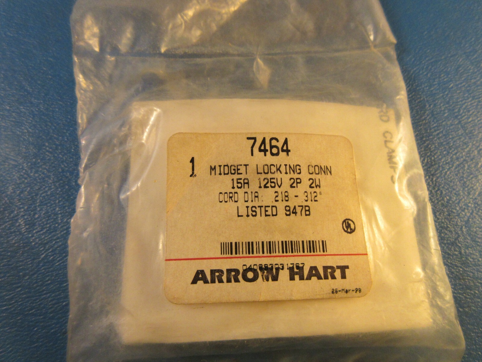 Lot of 3 Arrow Hart 7464 Midget Locking Connector 15A 125V