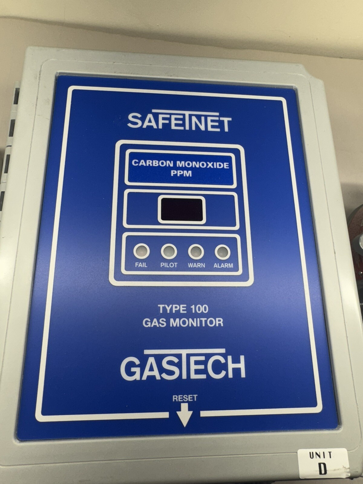 GASTECH SAFETNET TYPE 100 GAS MONITOR 72-1300-01 W/ SENSOR 57-7210 EXPLOSION NEW
