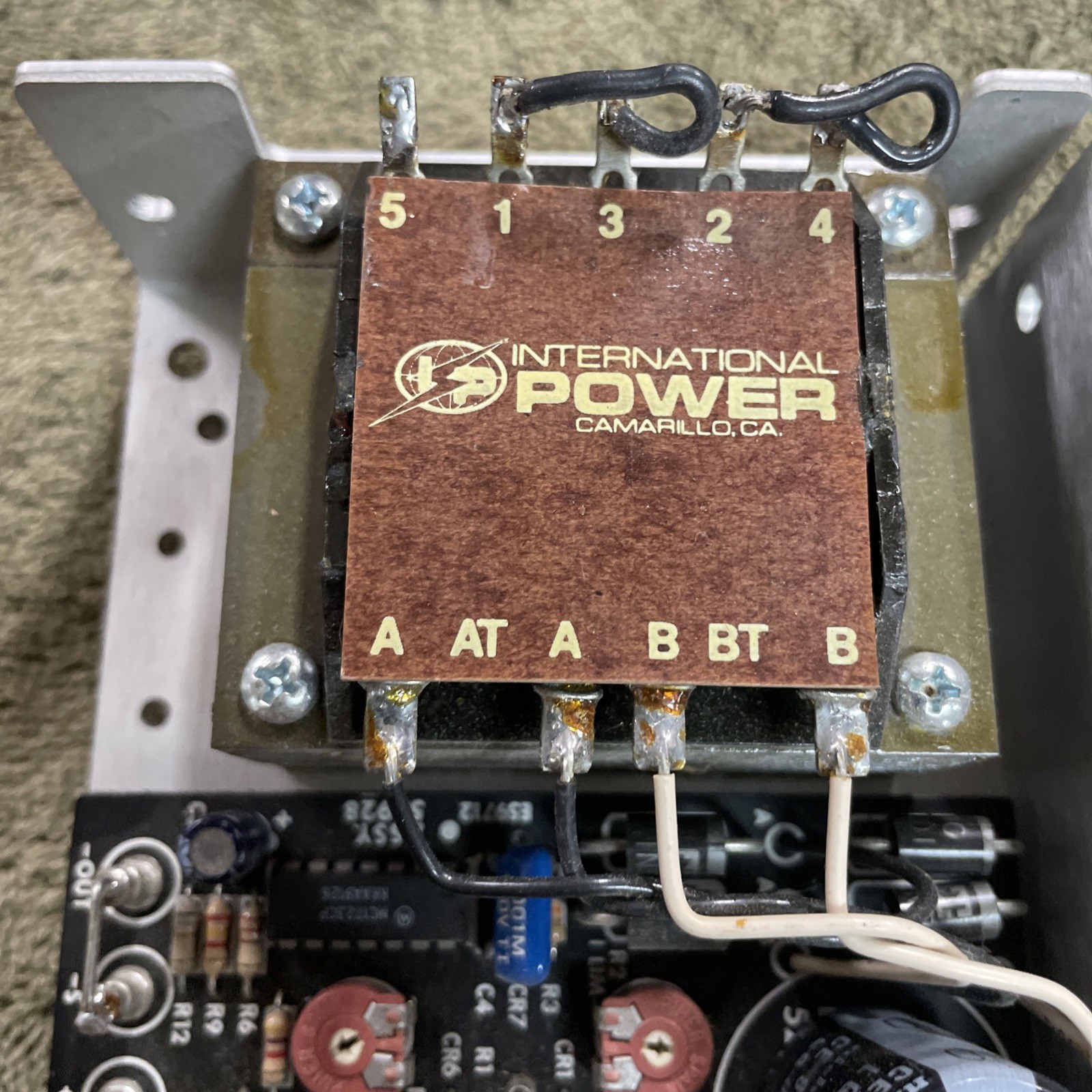 INTERNATIONAL POWER IHB24-1.2 POWER SUPPLY 24VDC 1.2A 47-63HZ