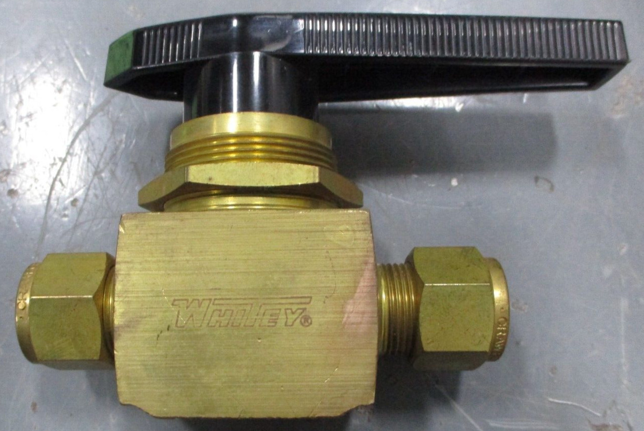 Whitey B-45S8 1/2″ Brass Ball Valve Swagelok Tube Fitting A8202WVS