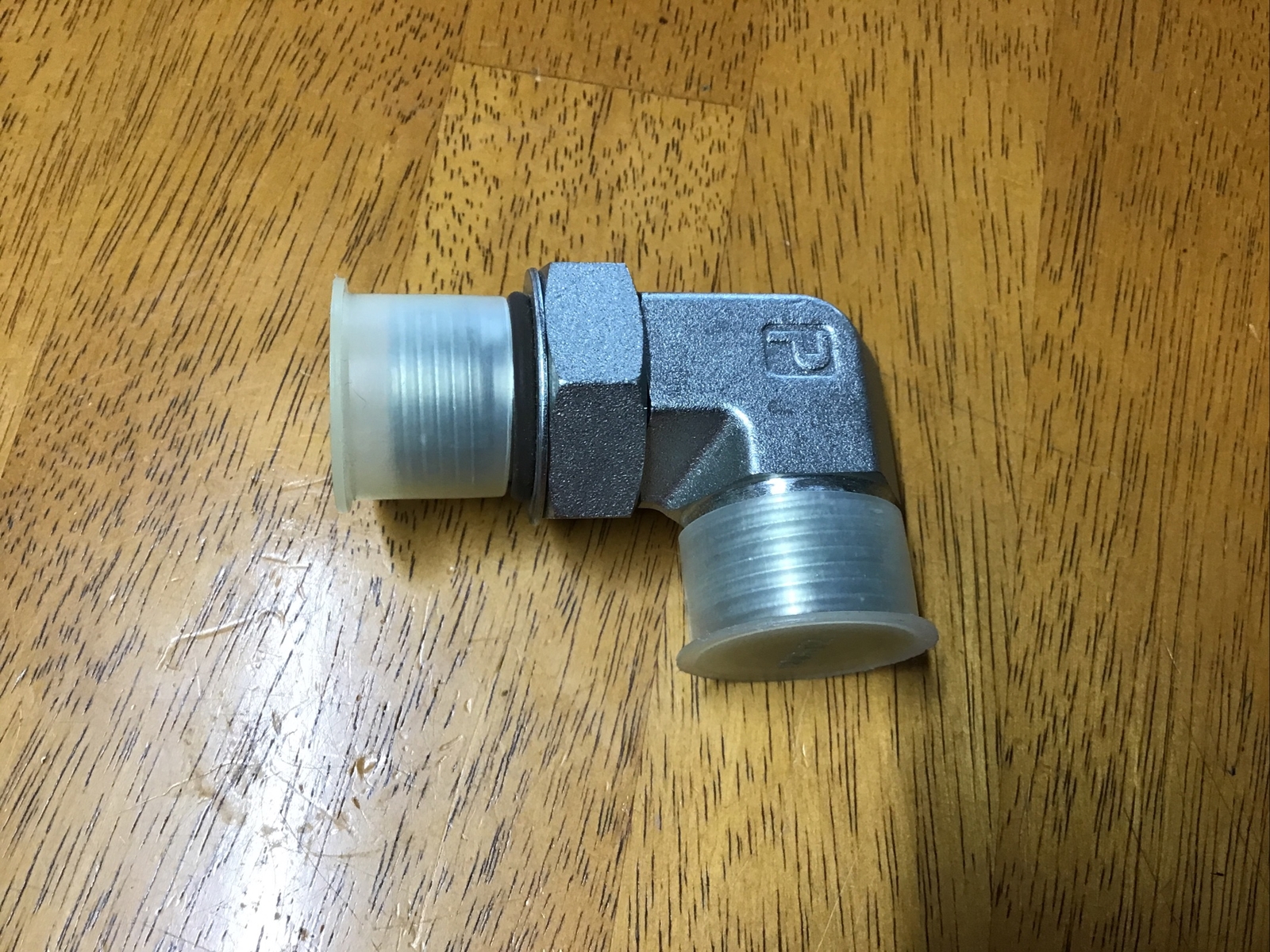 PARKER SMA-12 1-1/16 90 DEGREE ELBOW FITTING * NEW NO BOX *