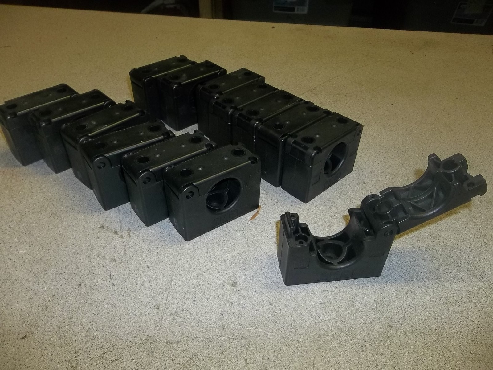 PMR PMA NW23 Lot of 14 Locking Clamps *FREE SHIPPING*
