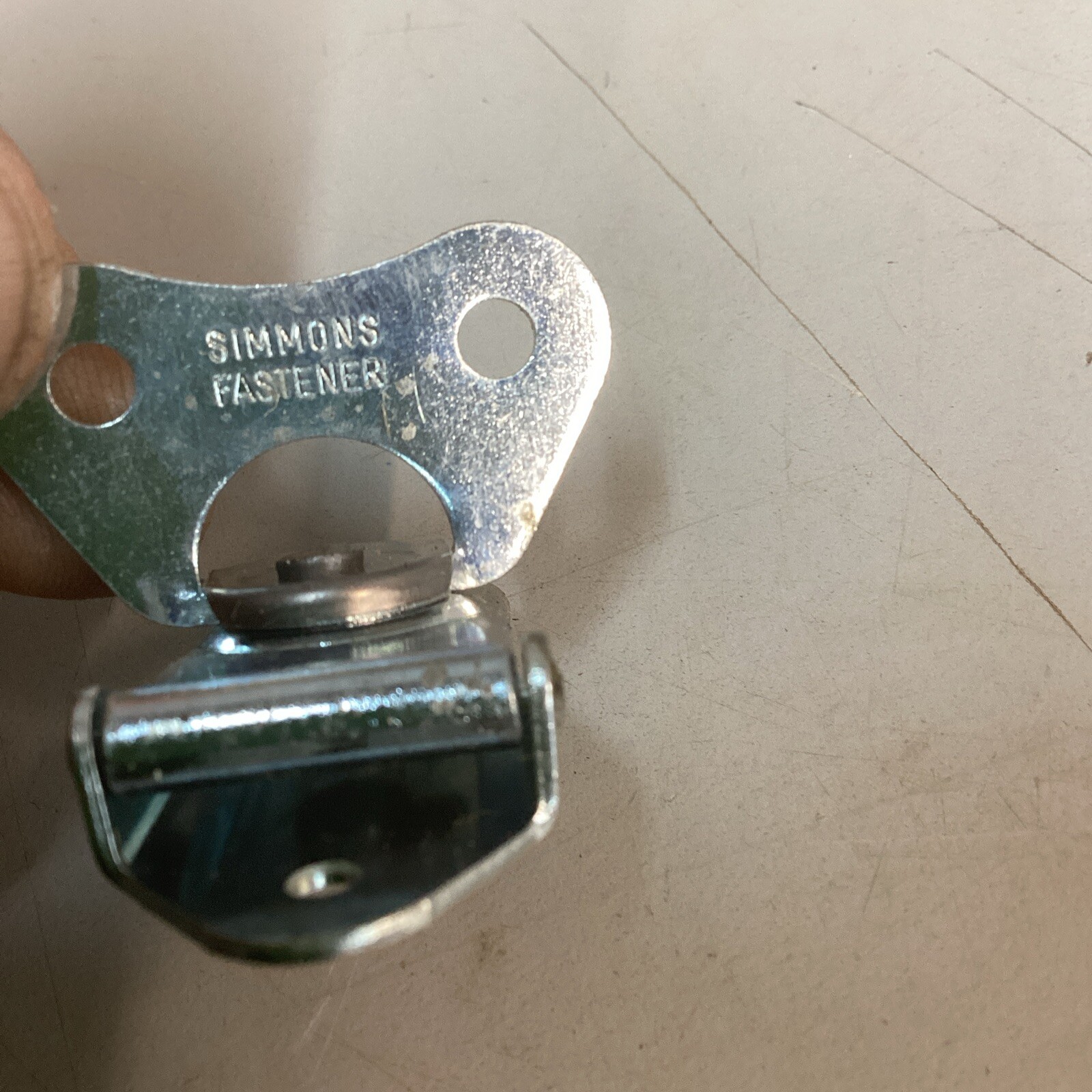 20 Simmons Fasteners Rotary Action Seam Draw Latch #1422