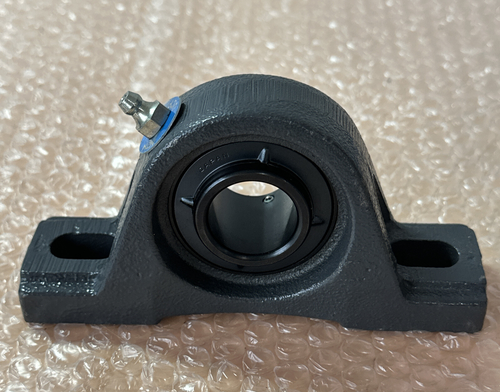 NEW IN BOX- NTN Bearing Units UCP-1 Pillow Block Bearing 1” Bore || FAST SHIPPED
