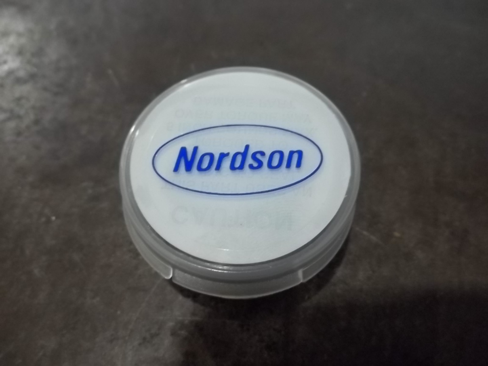 NORDSON 753495 030-CW SPRAY NOZZLE 6-HOLE (BIN106)