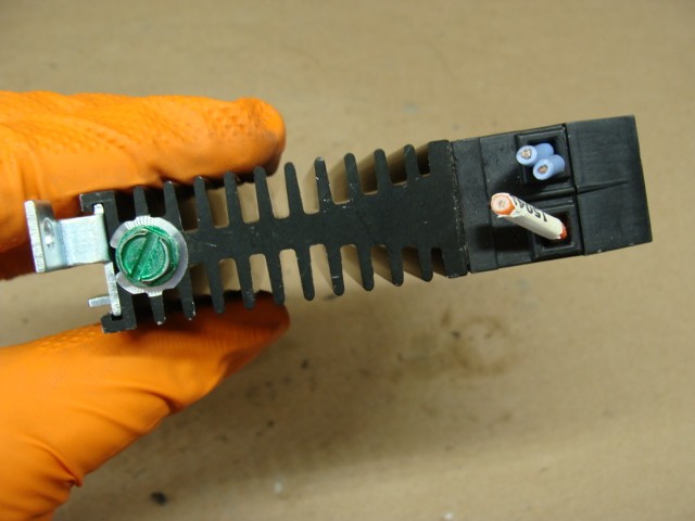 CRYDOM SOLID STATE RELAY CKM0630 60VDC 30A INPUT: 4-32VDC OUT: 0-60VDC