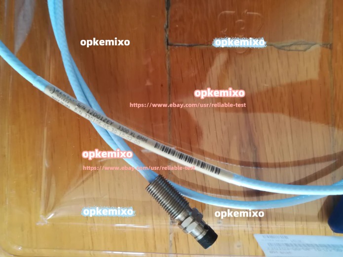 1PC USED 330106-05-30-10-02-00 Sensor