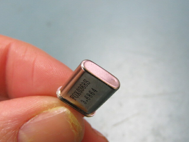 FOX ELECTRONICS FOX0368S Qty of 35 per Lot Crystals 3.6864MHz SERIES