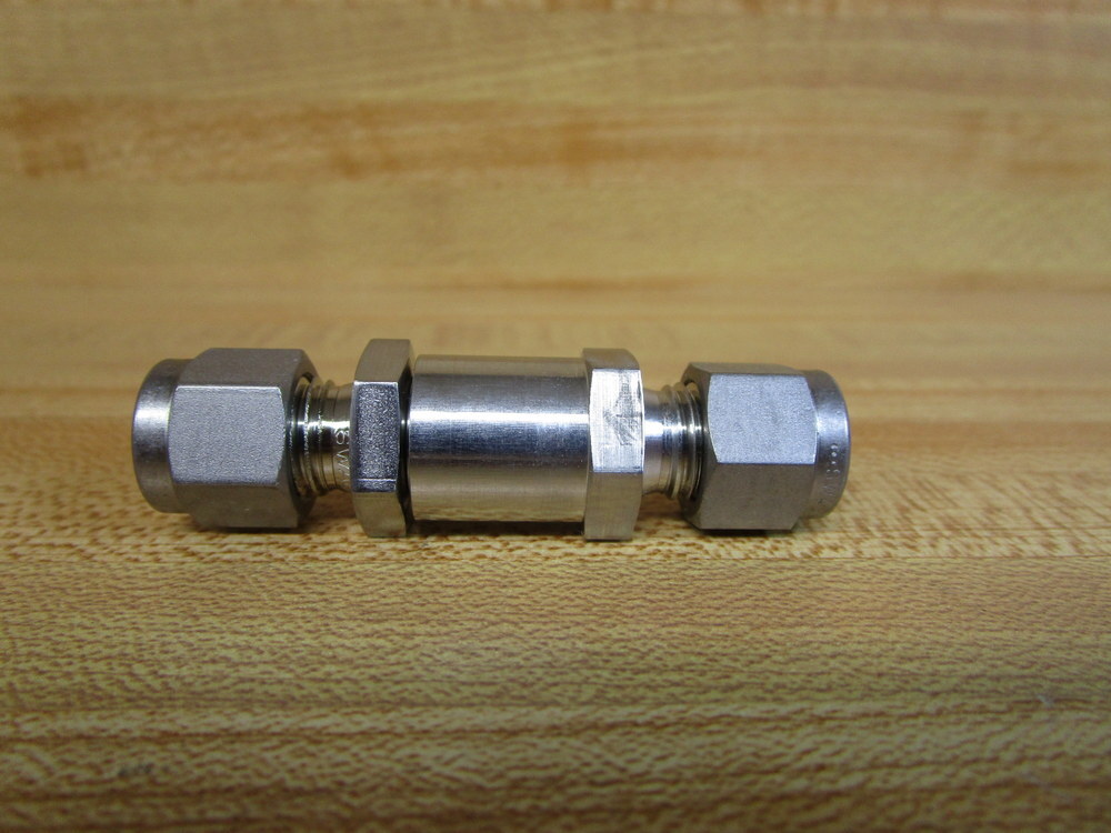Swagelok SS-4C-10 Nupro Poppet Check Valve SS4C10