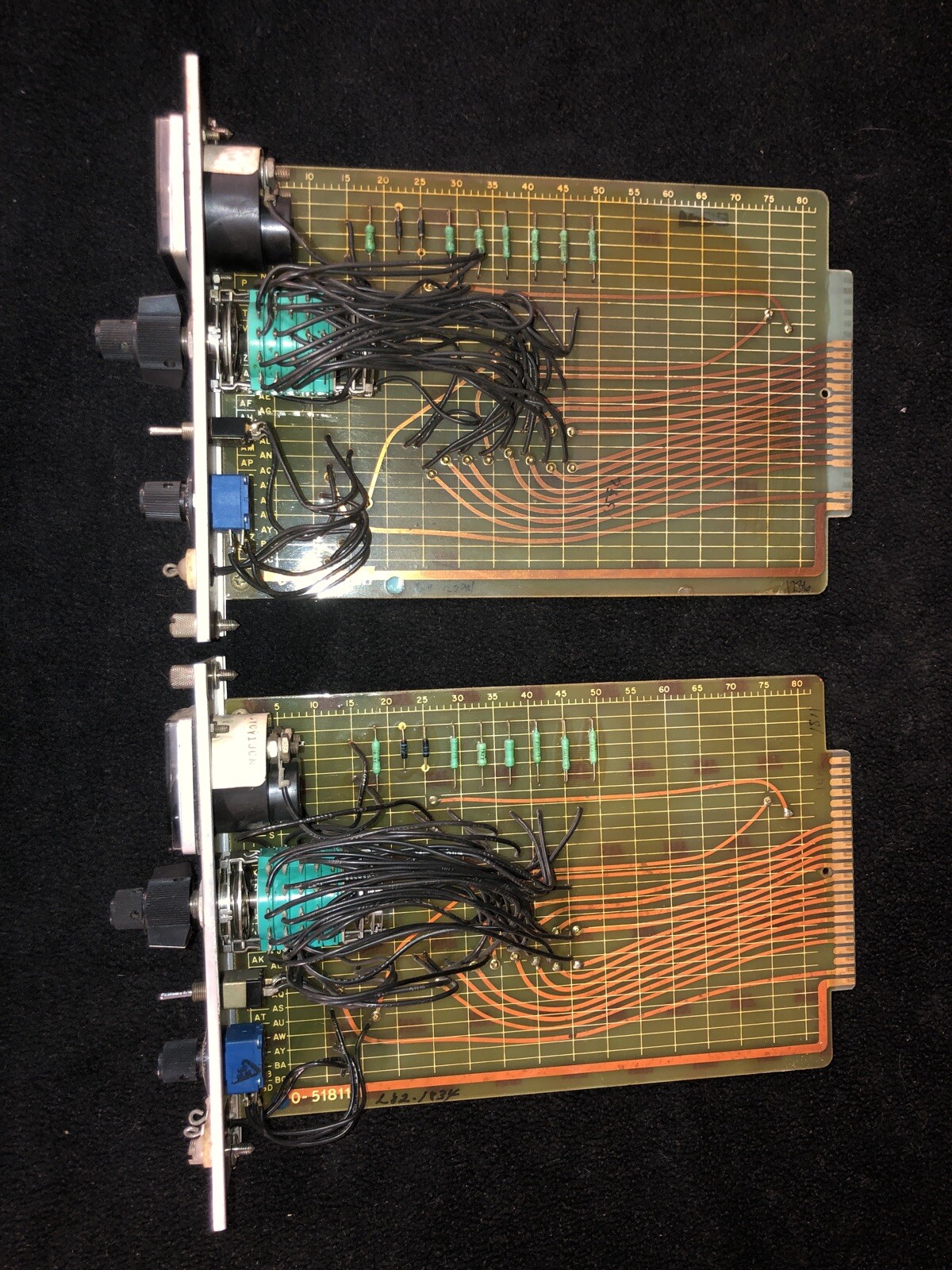Pair Of 2 RELIANCE TSTB OUTPUT MODULES 0-51811-1 0-51811-1