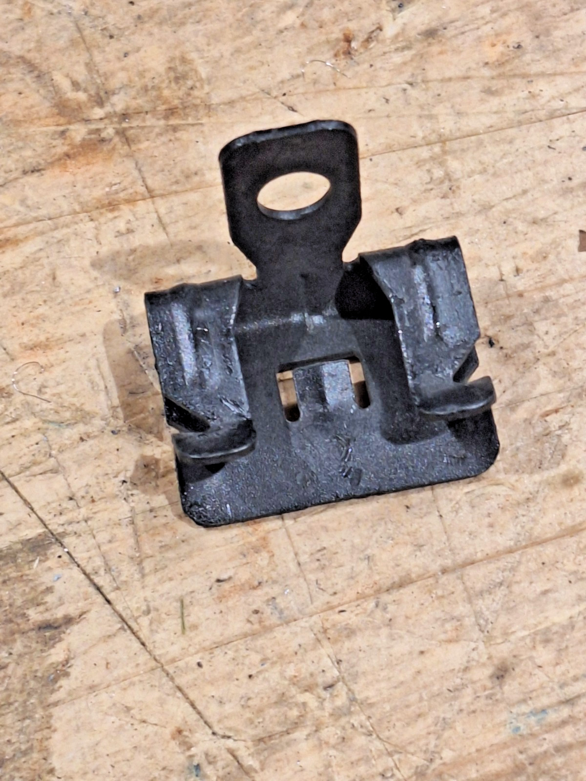 ERICO CADDY 4H24 170020 FLANGE CLAMP (BEAM CLAMP) – BOX OF 95