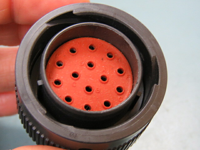 Deutsch HDP26-18-14PE Qty of 1 per Lot 14 Position Circular Connector Plug Hous