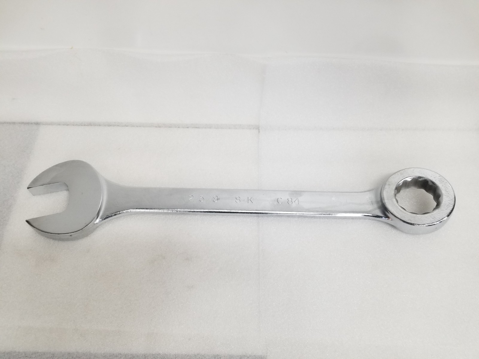 S-K Tools C84 Combination Wrench 2-5/8″ SurGrip 12-Pt Satin Finish Made in USA