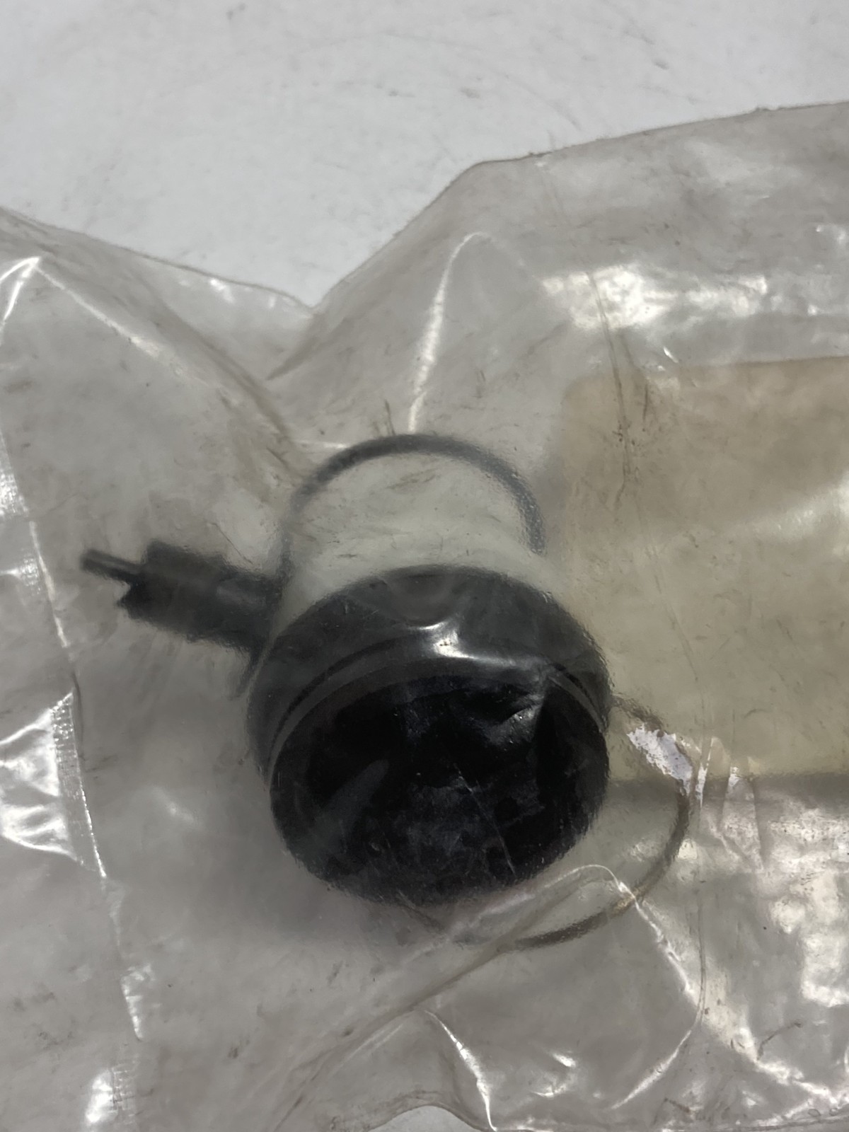 TELEMECANIQUE XAC-B9312 BOOTED HEAD FOR PB BLACK NIB