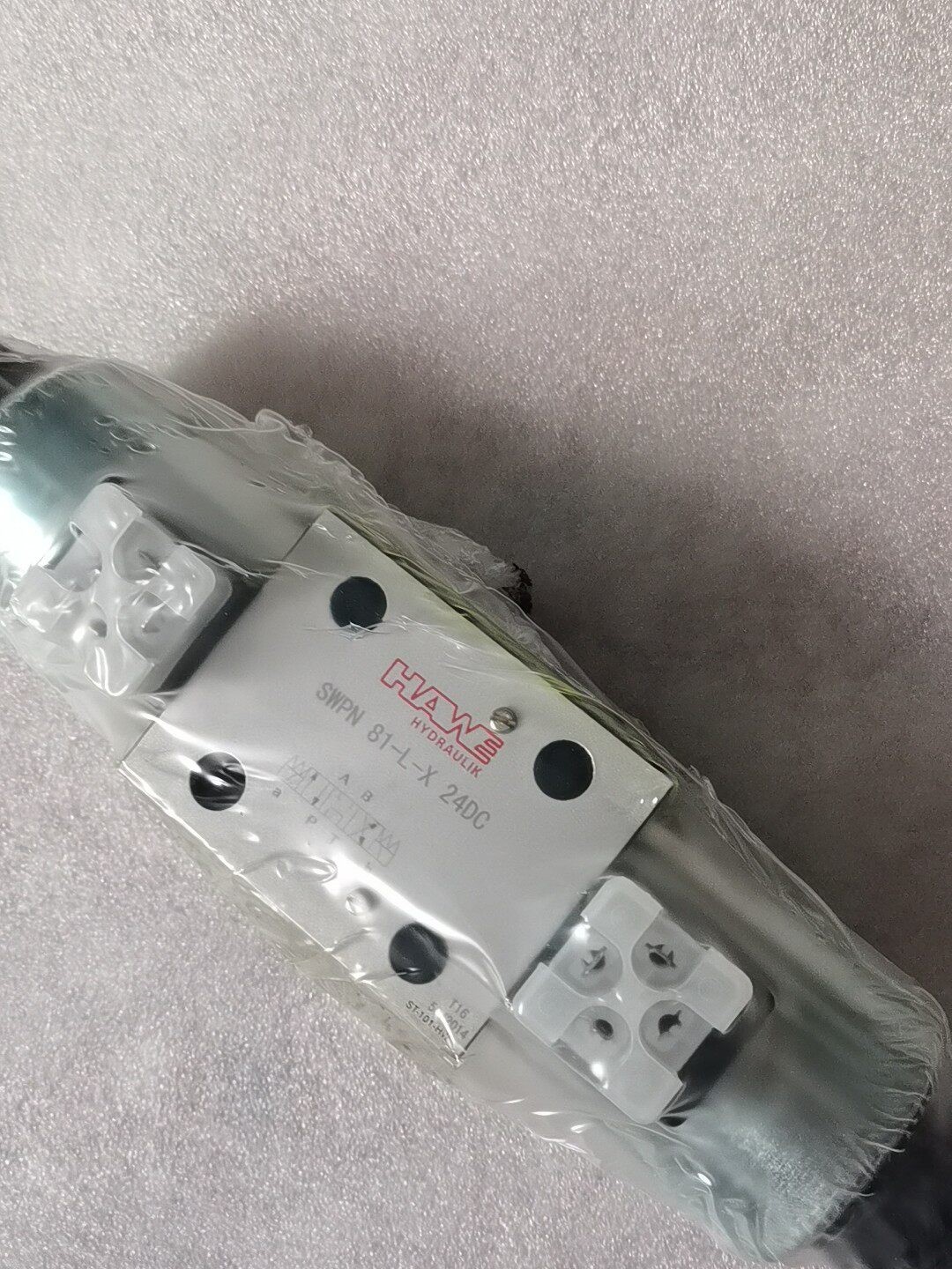 1PS New Hawe SWPN-81-L-X-24DC Solenoid Valve AD